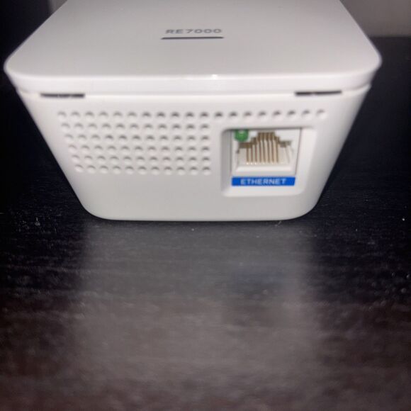 Linksys RE7000 Maxstream Repeater - Picture 3 of 4